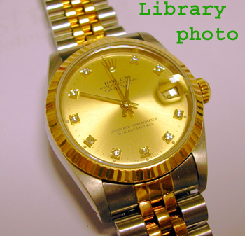 Midi bicolour Datejust model 68273 on Jubilee bracelet with <b>champagne / diamo